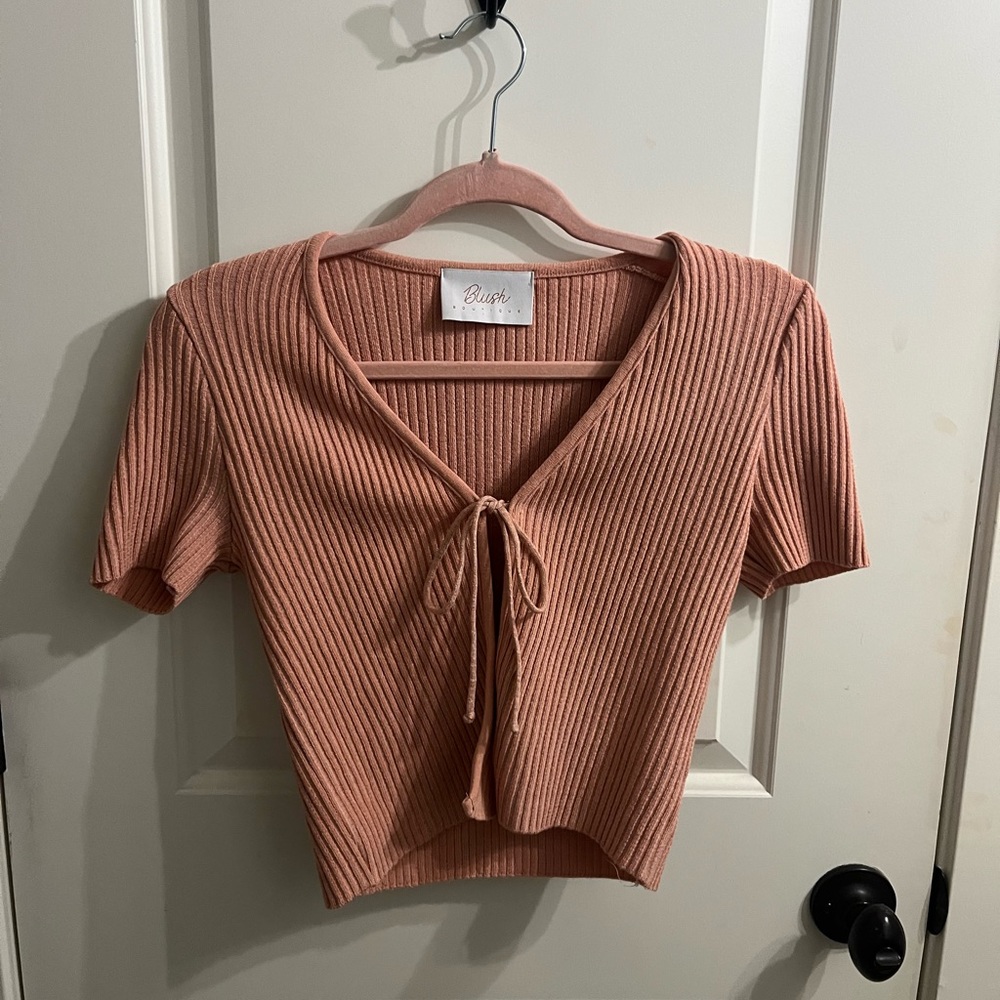 short sleeved cardigan that ties to the front!